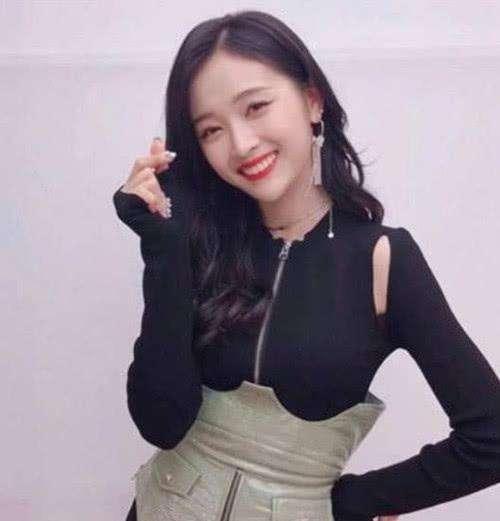 娱乐圈吃瓜群众指的ww女星是谁,吃瓜群众热议的WW女星究竟是谁？